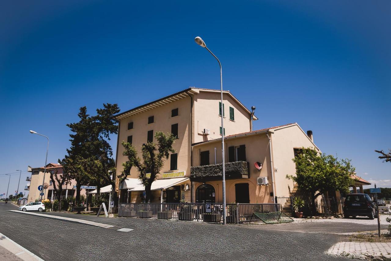 Hotel The Flash - Venturina Terme Luaran gambar