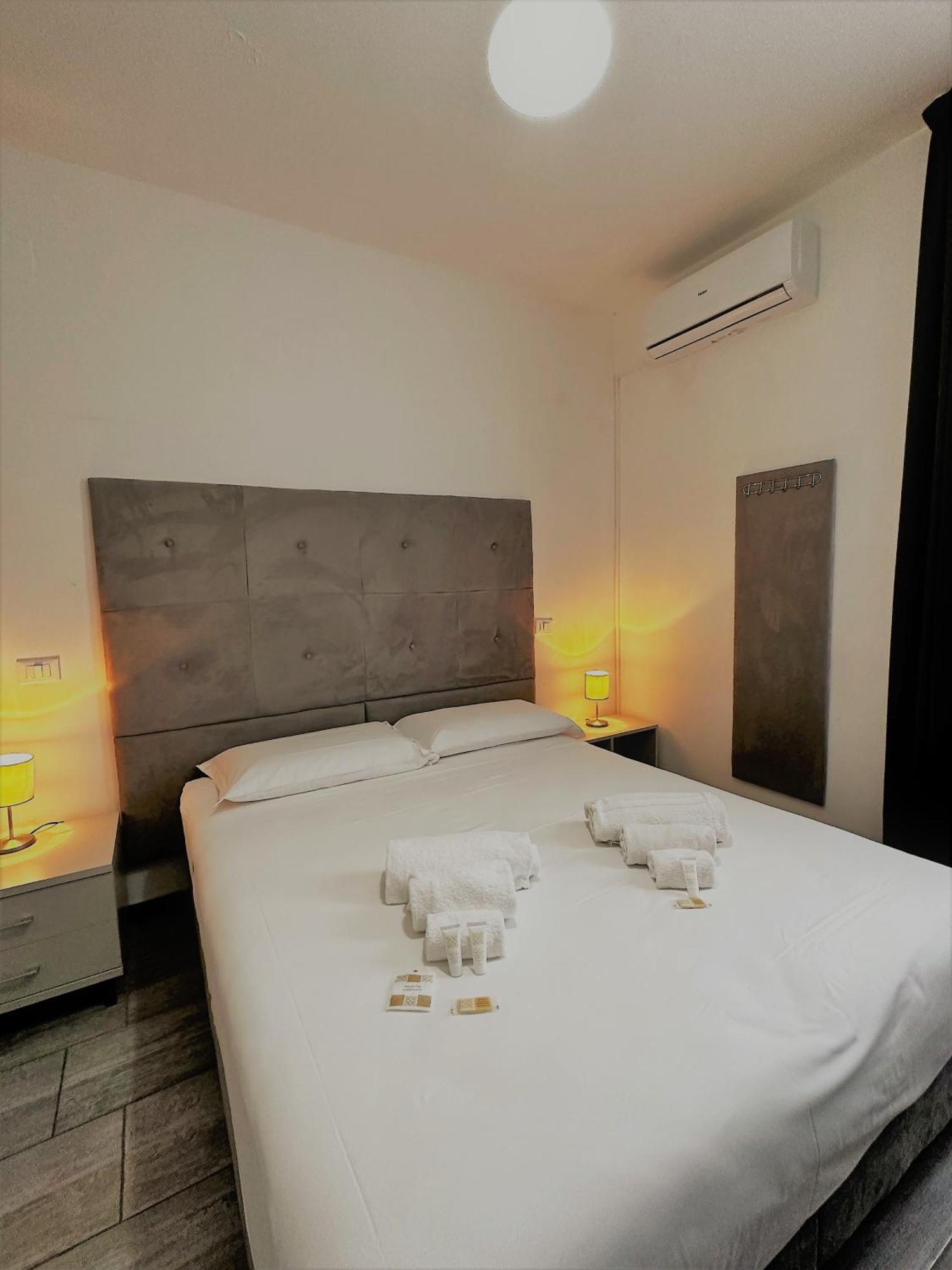 Hotel The Flash - Venturina Terme Luaran gambar