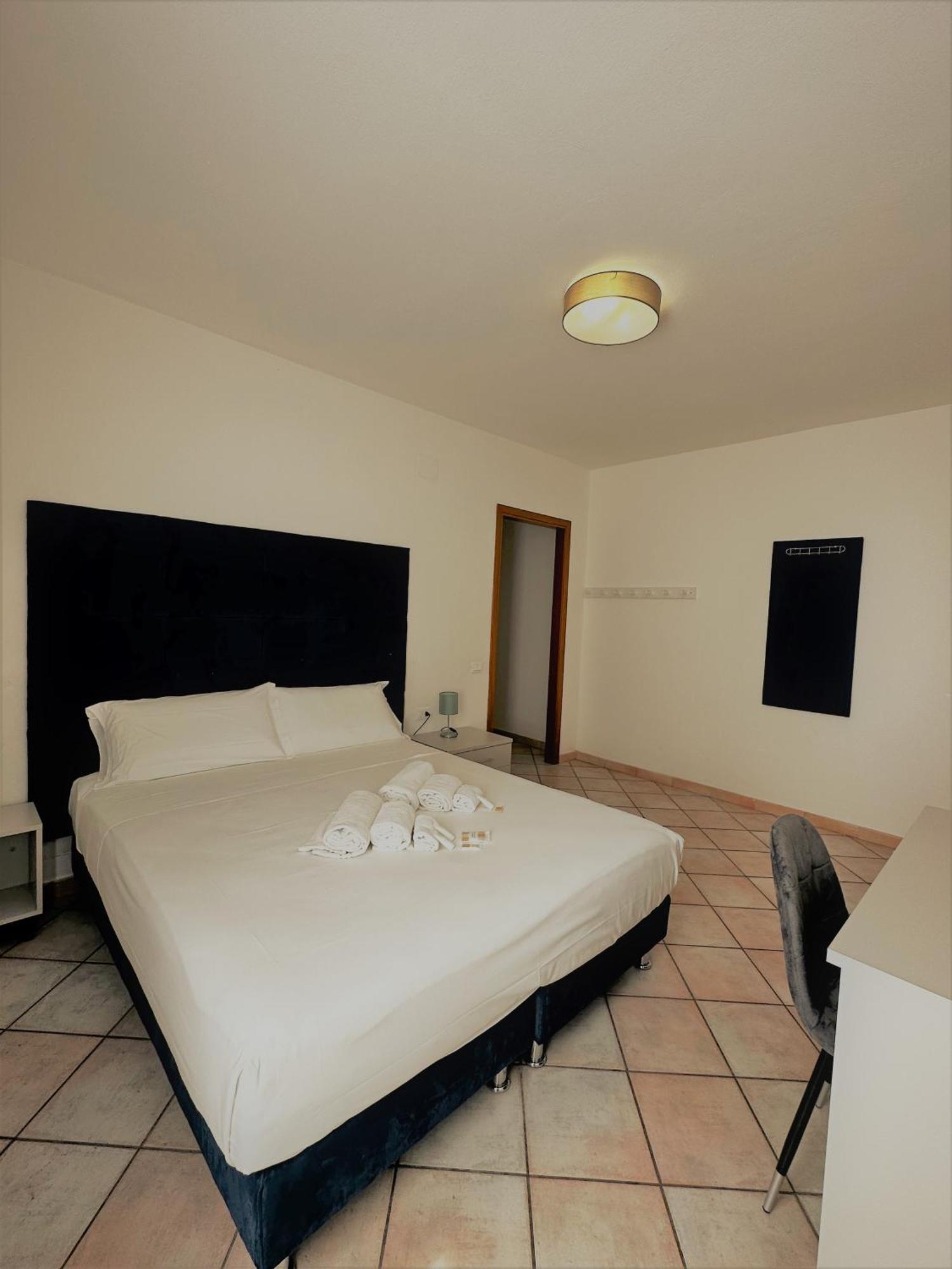 Hotel The Flash - Venturina Terme Luaran gambar